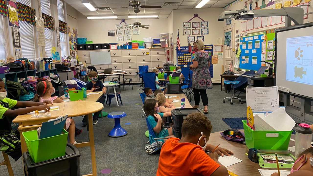 The power of division in North Carolina's "swingiest" county - Vimarsana News